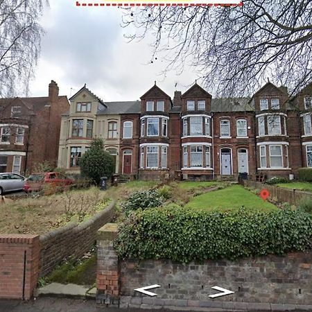 Lovely Bedroom With Shared Kitchen & Bathroom Free Parking Walsall Exterior photo